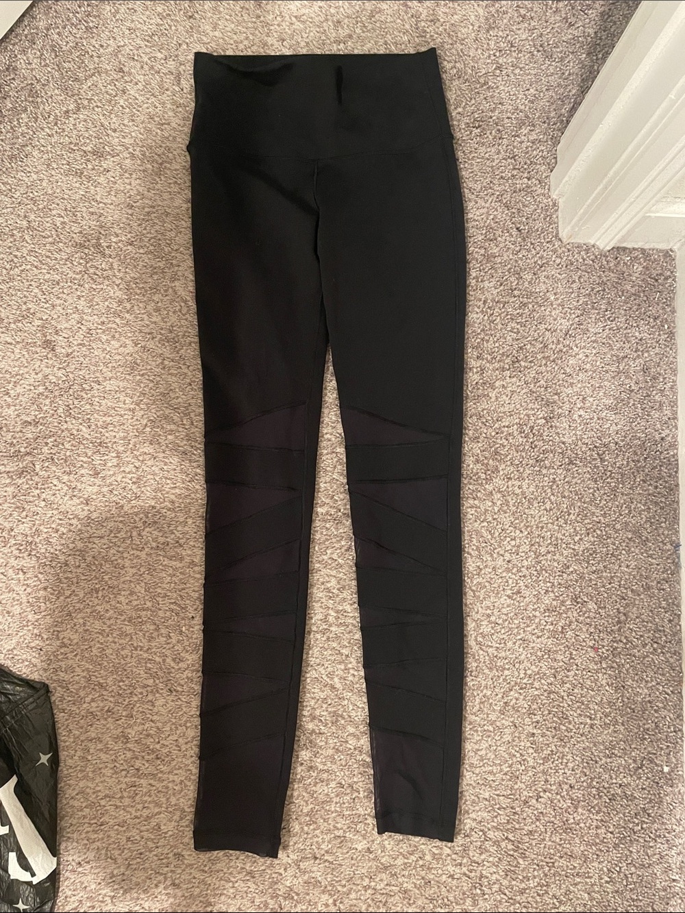 Ivivva by lululemon girls Black High-Waist Jeggings with mesh Detail size 12